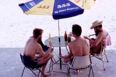 02_Silversands_Mombasa_JasperReynolds_Buster_Brown_Tony_Baldwin_Dec1971