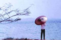 04_fishing_under_a_parasol_Singapre_Sept1970