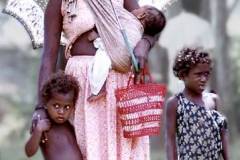 06_young_family_Kirakira_Solomon_Islands_Sept1970