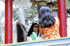 10_snapper_snapped_Tiger_Balm_Gardens_Singapore_Sept1970