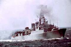 14_HMS_Ashanti_live_firing_Portland_May1970