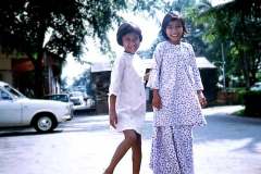 16_girls_in_Sambawang_Aug1970
