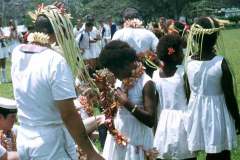 20_Garland_presenting_Kirakira_Solomon_Islands_Sept1970