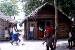 26_Minerva_offLo_Island_New_Hebrides_Sept1970