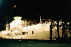 33_HMS_Triumph_floodlit_Rio_de_Janeiro_Feb1972