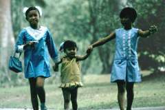35_children_at_Botanical_Garden_Singapore_Sept1970