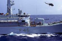 Minerva_preparation_fuelling_at_sea_1970